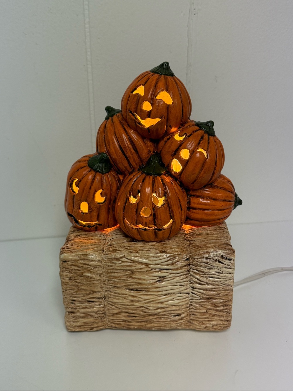 Vintage Handpainted Electric Jack-O-Lantern Pumpkin Light Halloween Decor Fall